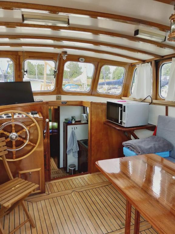 Privé B&B Motorsailer Rataplan room 2